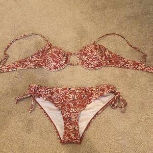 Floral Print underwire Tie side Bikini Set